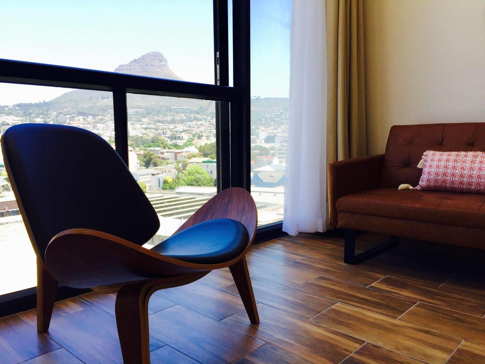 Urban Oasis At The Four Seasons Apartment Cape Town Ngoại thất bức ảnh