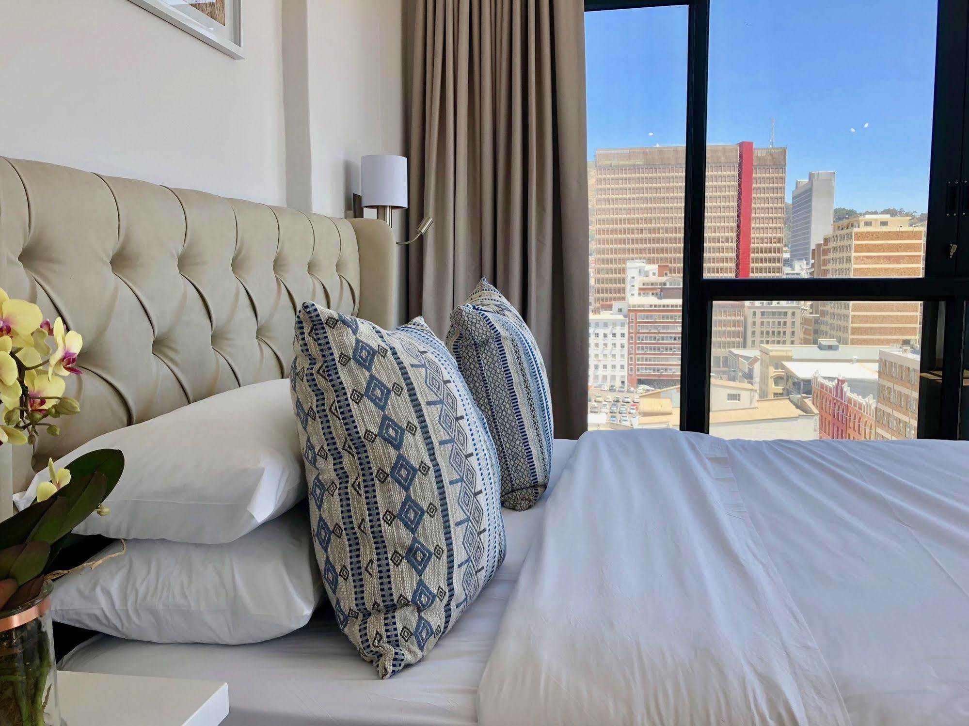 Urban Oasis At The Four Seasons Apartment Cape Town Ngoại thất bức ảnh