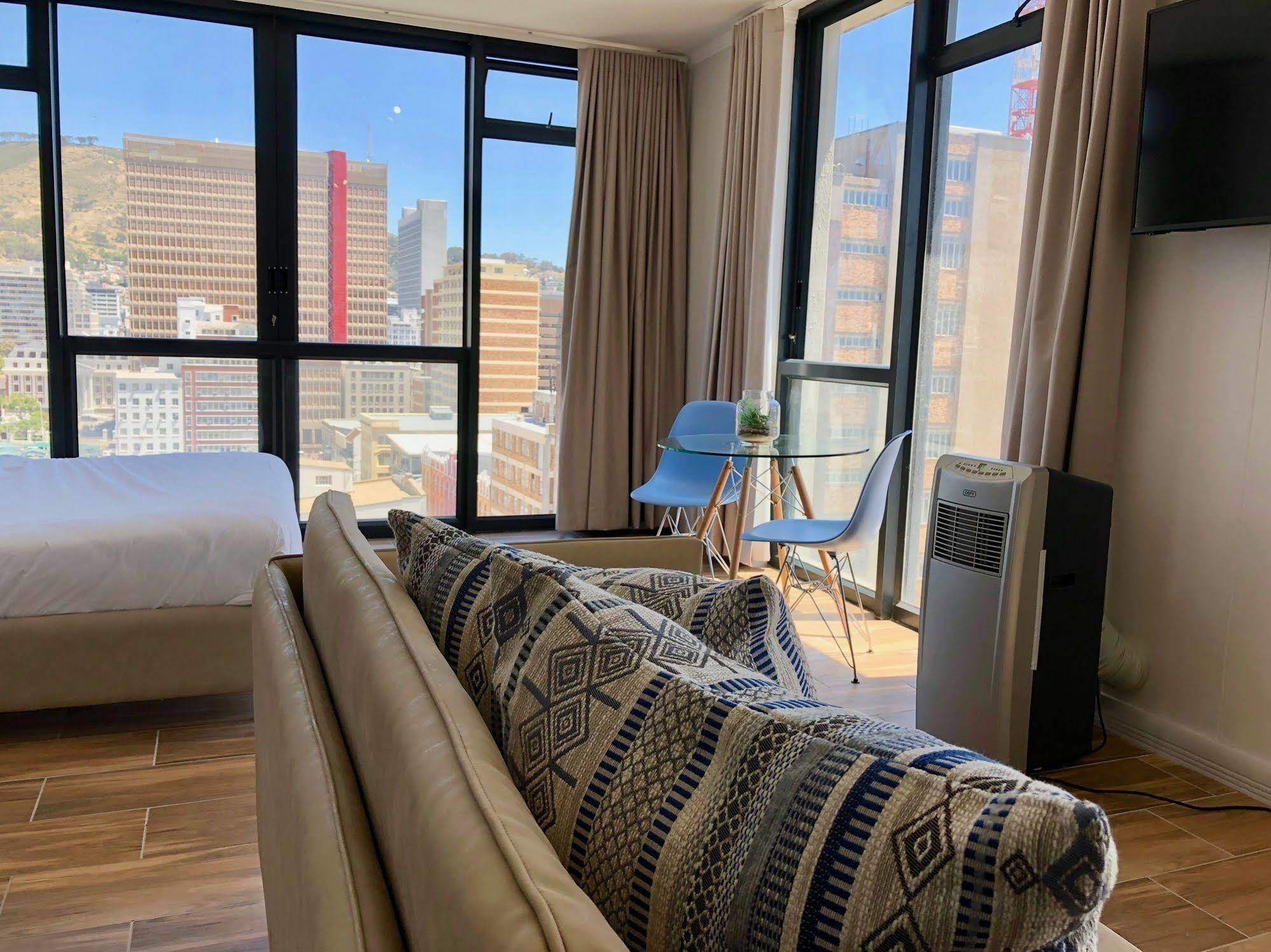 Urban Oasis At The Four Seasons Apartment Cape Town Ngoại thất bức ảnh