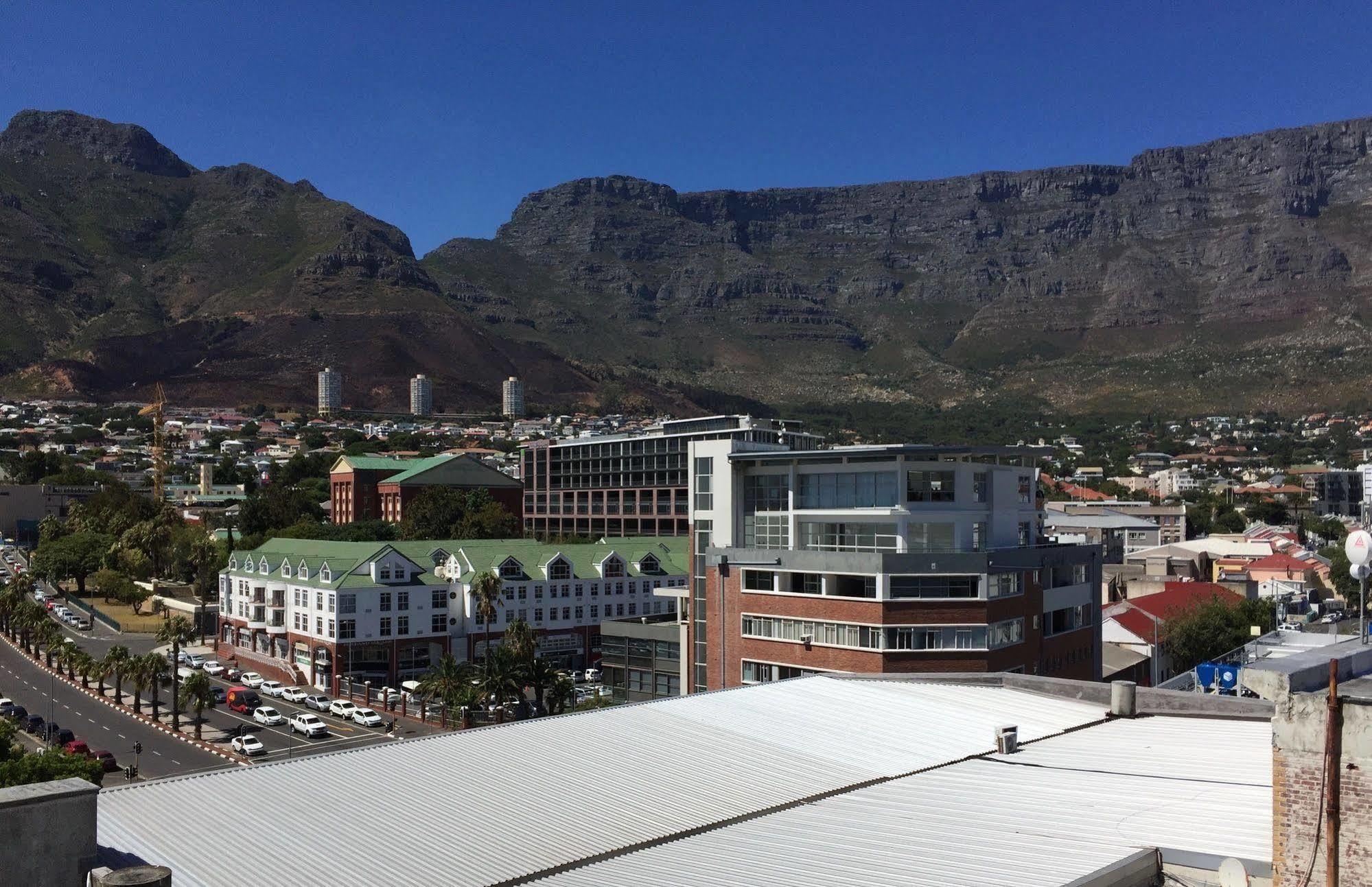 Urban Oasis At The Four Seasons Apartment Cape Town Ngoại thất bức ảnh